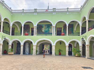 El Palacio de Gobierno Merida Mexico